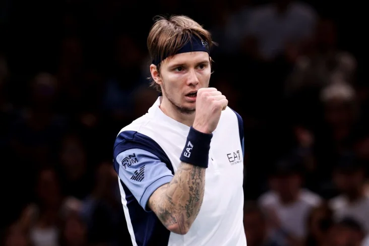 Александр Бублик в шестой раз в карьере стал чемпионом на уровне ATP