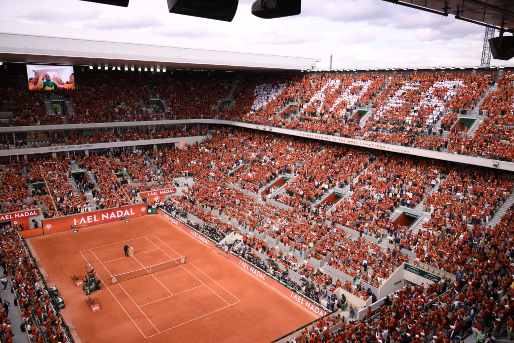 aDNG6SdWJ-7kSheA_COC_6999RafaelNadalCérémonied'hommageRafaelNadalRoland-Garros2025.jpg
