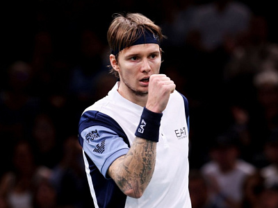 Александр Бублик в шестой раз в карьере стал чемпионом на уровне ATP